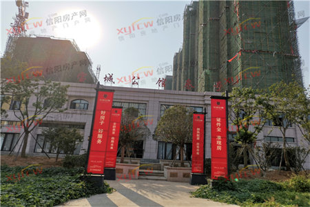 新七大街，旁边，阿卡迪亚，环境优美，楼层好出行方便